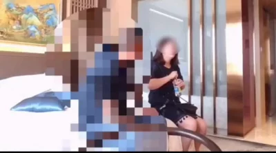 把你老公的帽子越来越绿好不好少妇千里偷情送逼逼好痒快草我插到底